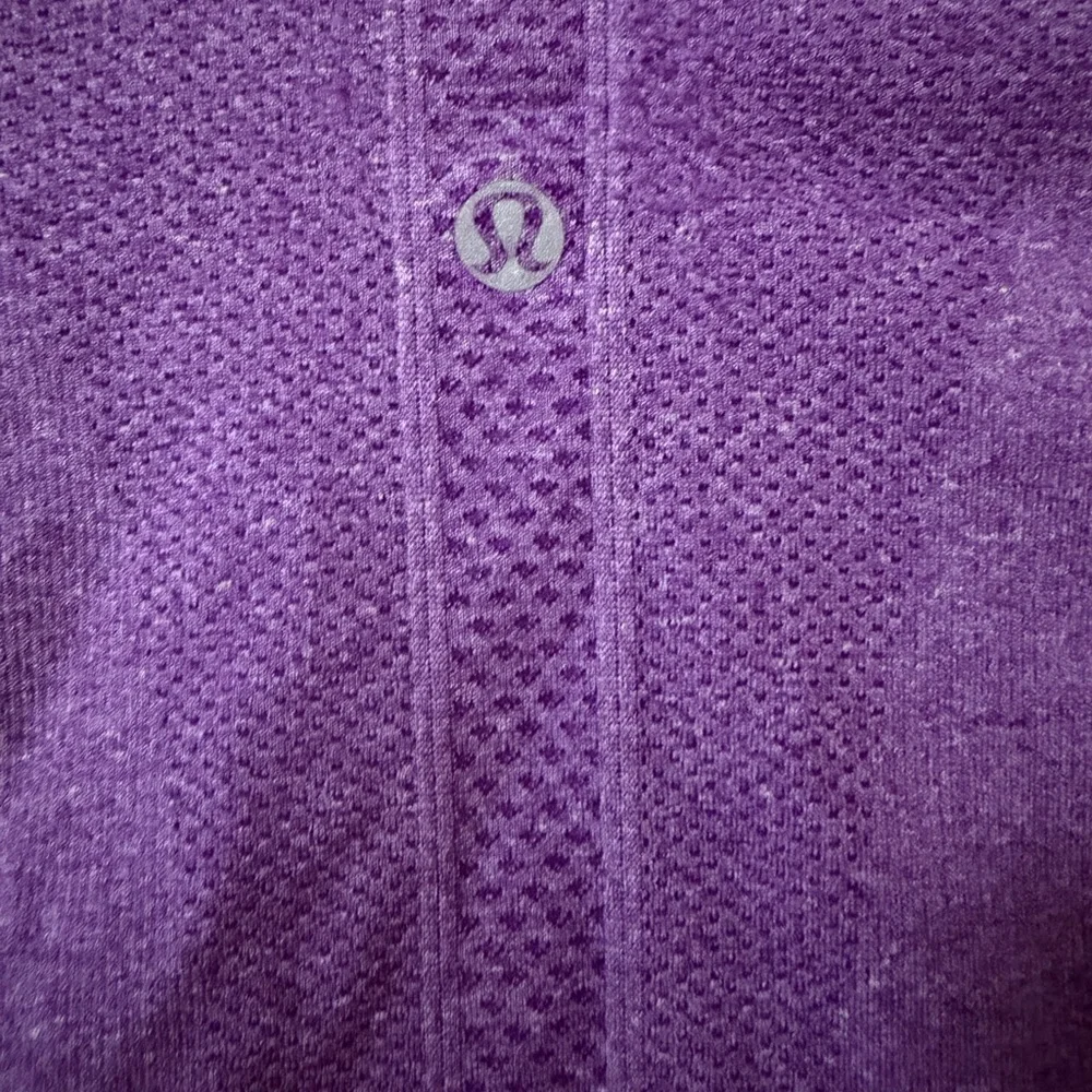 Lululemon long‎ sleeve swiftly